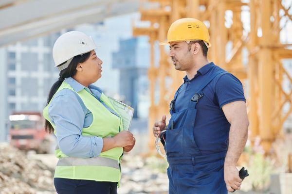 Le rôle des ingénieurs dans le processus de construction d'une maison